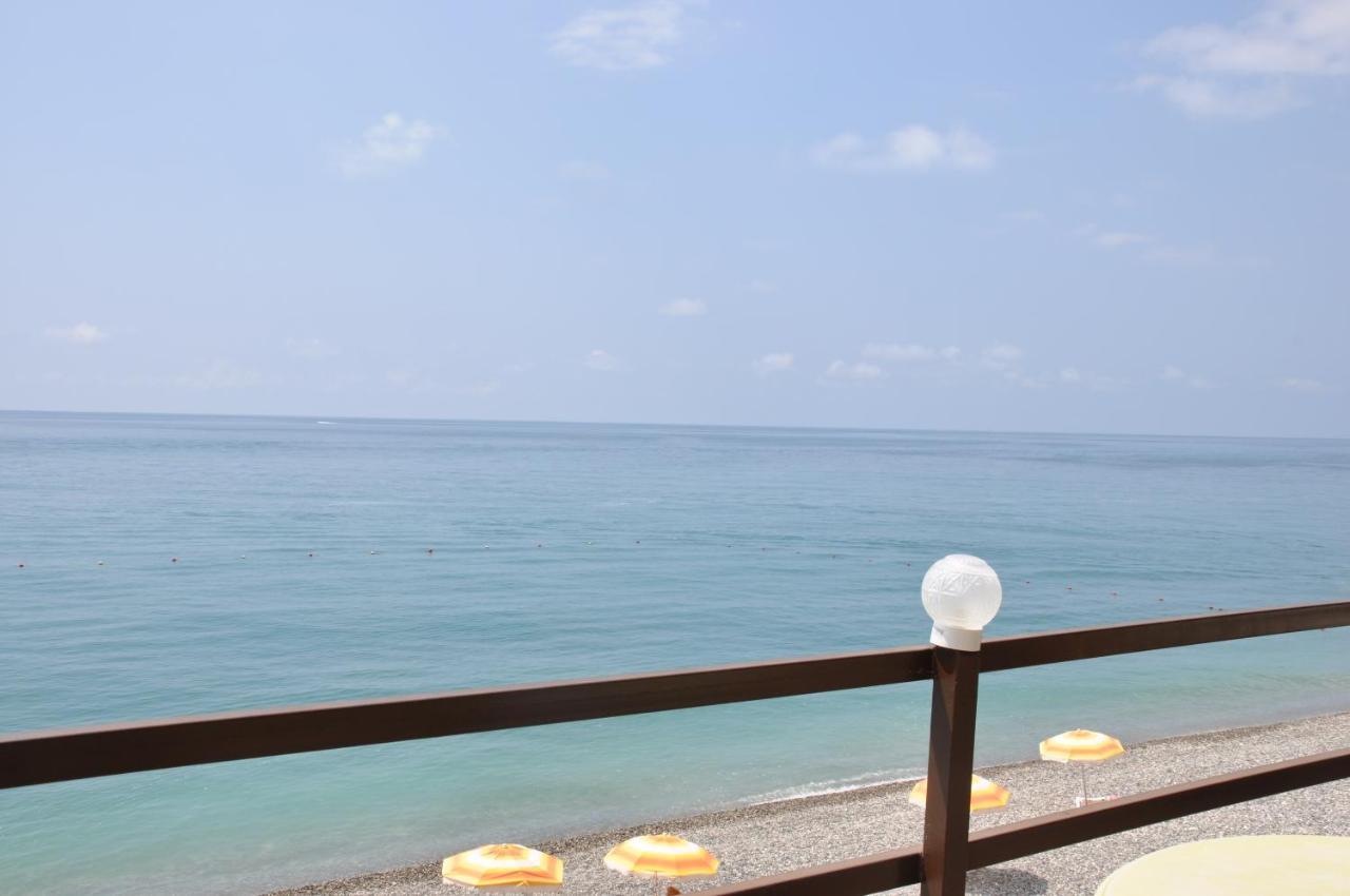 Гагрипш Курортный Комплекс Gagra Exterior photo