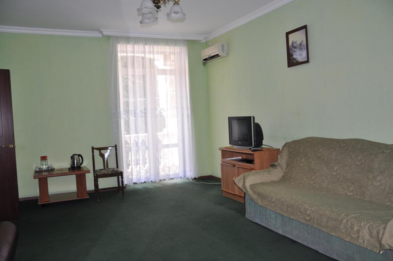 Гагрипш Курортный Комплекс Gagra Exterior photo